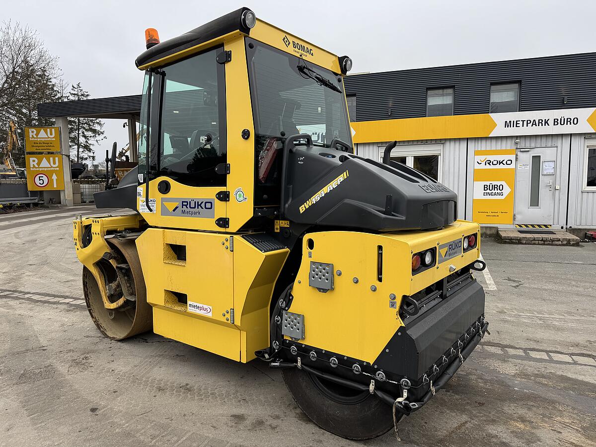 Kombiwalze Bomag BW 154 ACP-4v