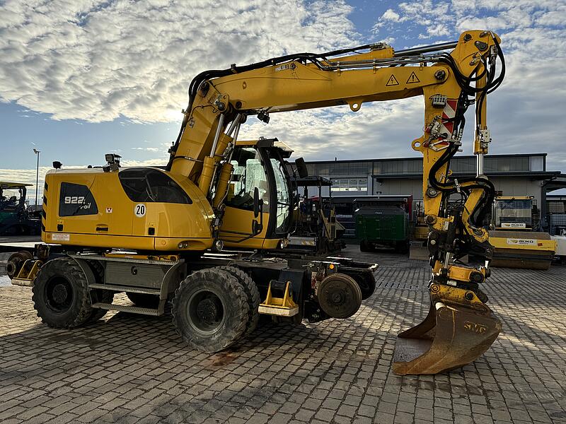 Zweiwegebagger Liebherr A 922 Rail Litronic