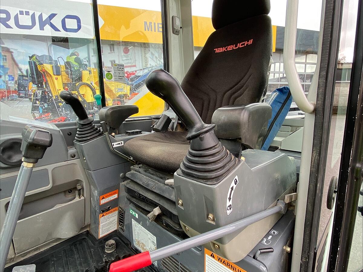 Minibagger Takeuchi TB 250