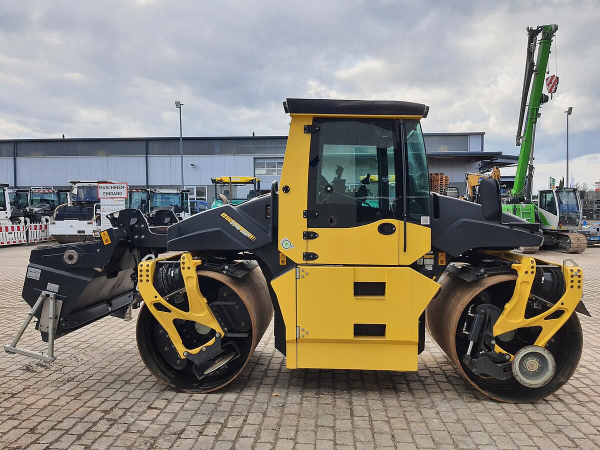 Tandemwalze Bomag BW 174 AP-4v