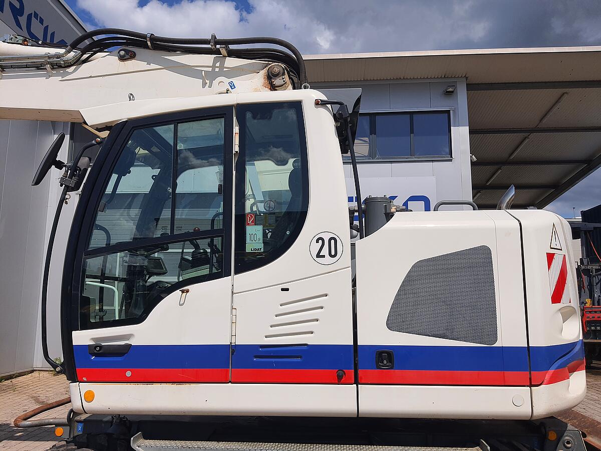 Mobilbagger Liebherr A 918 Compact