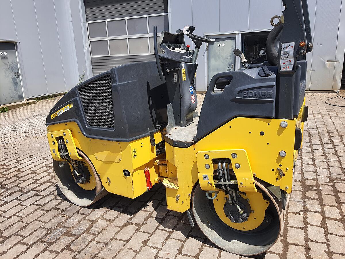 Tandemwalze Bomag BW 100 AD-5