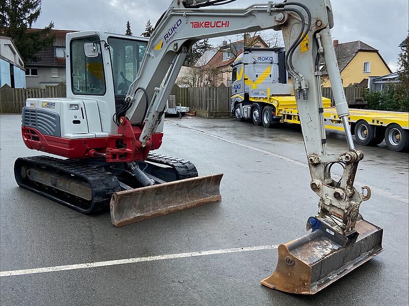 Minibagger Takeuchi TB 250