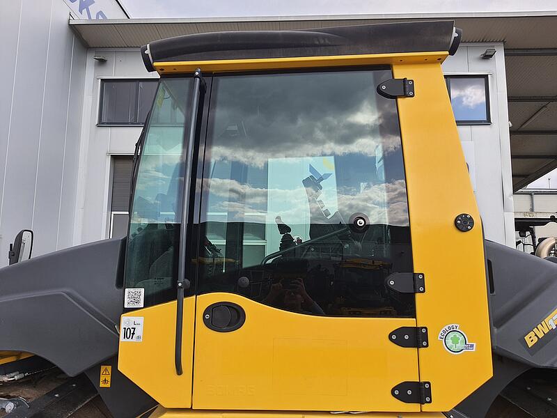 Tandemwalze Bomag BW 174 AP-4v