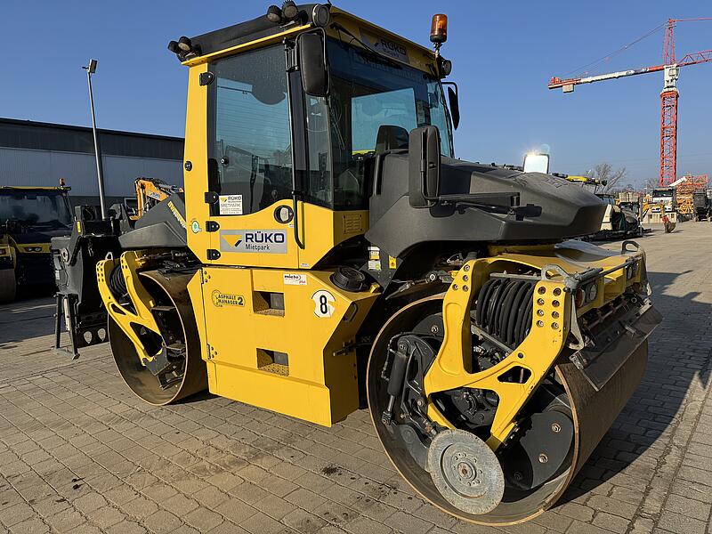 Tandemwalze Bomag BW 174 AP-4f