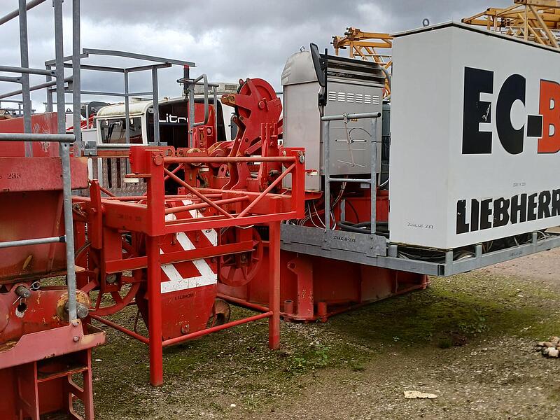 Kran-Obendreher Liebherr 250 EC-B 12 Litr.